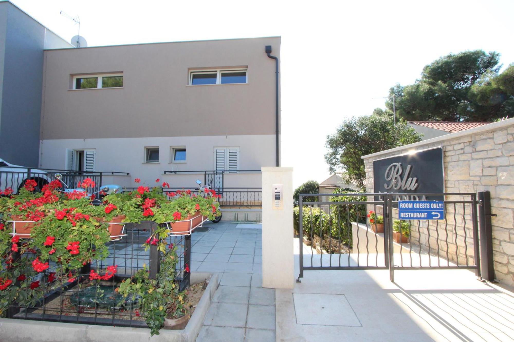 Bed & Breakfast Blu Locanda โรวีน ภายนอก รูปภาพ